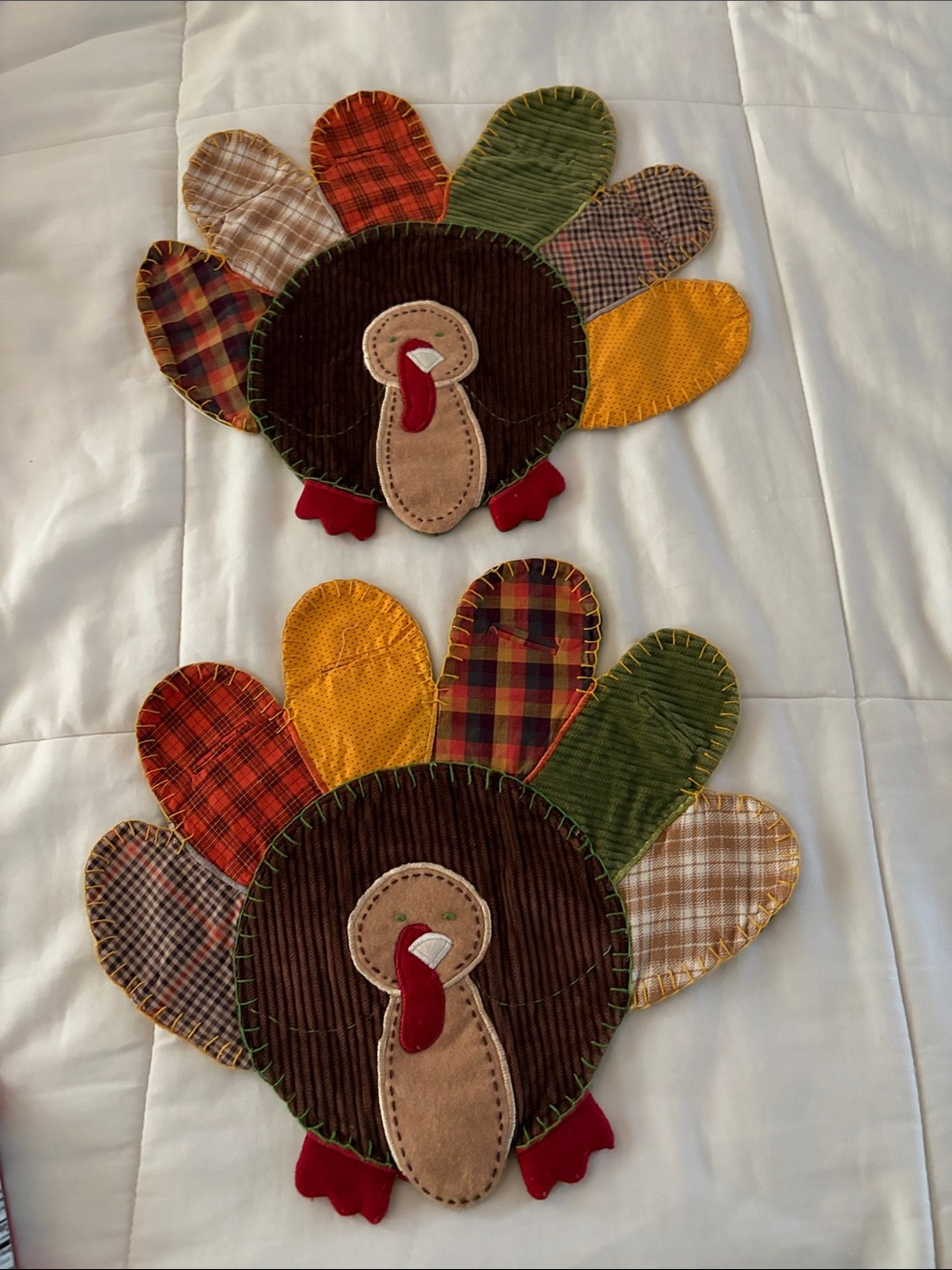 2-Pottery Barn Kids Thanksgiving Turkey Utensil Holder Placemat Washable Plaid